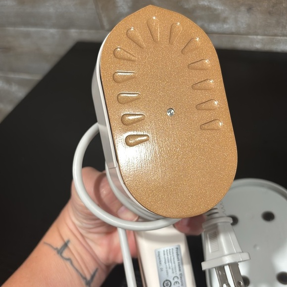 Mini travel steam iron - Picture 9 of 9